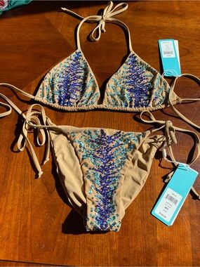 NWT beach bunny Nala bikini xL/M set